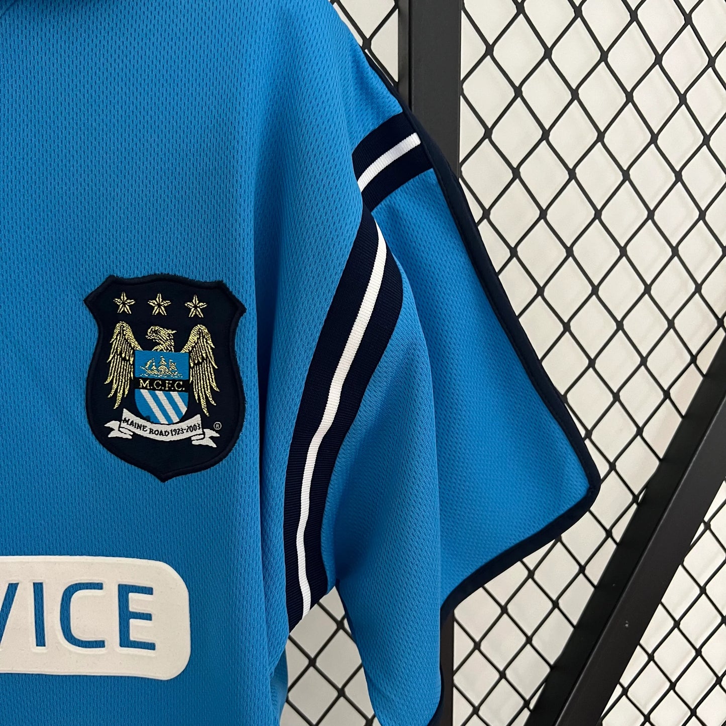 Camiseta Retro Manchester City FC 2002-03 - Fútbol Club Vintage