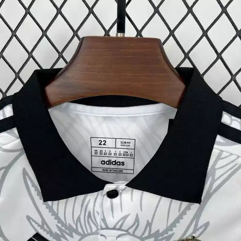 Real Madrid Niños Edición Especial Dragon 2025-26 - Fútbol Club Vintage