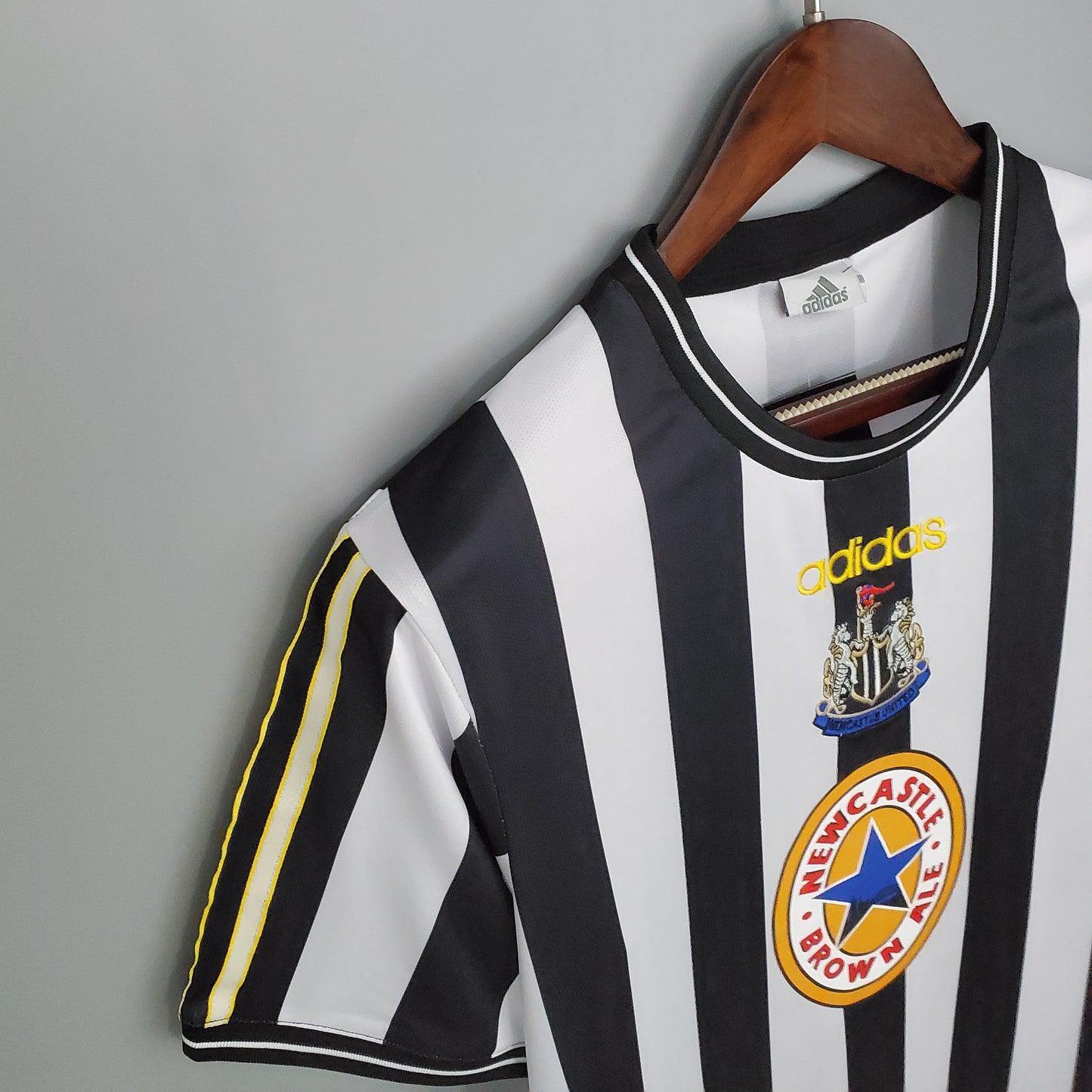 Newcastle United 1997-99 Retro Shirt