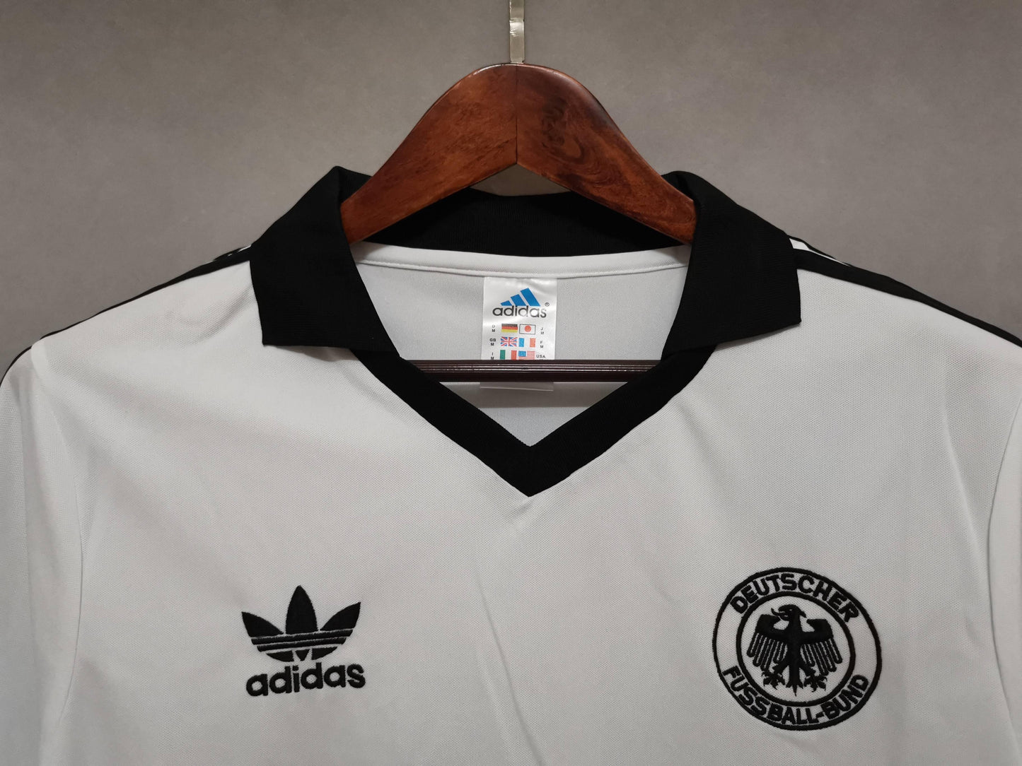 Matthäus Alemania 1980 - Fútbol Club Vintage