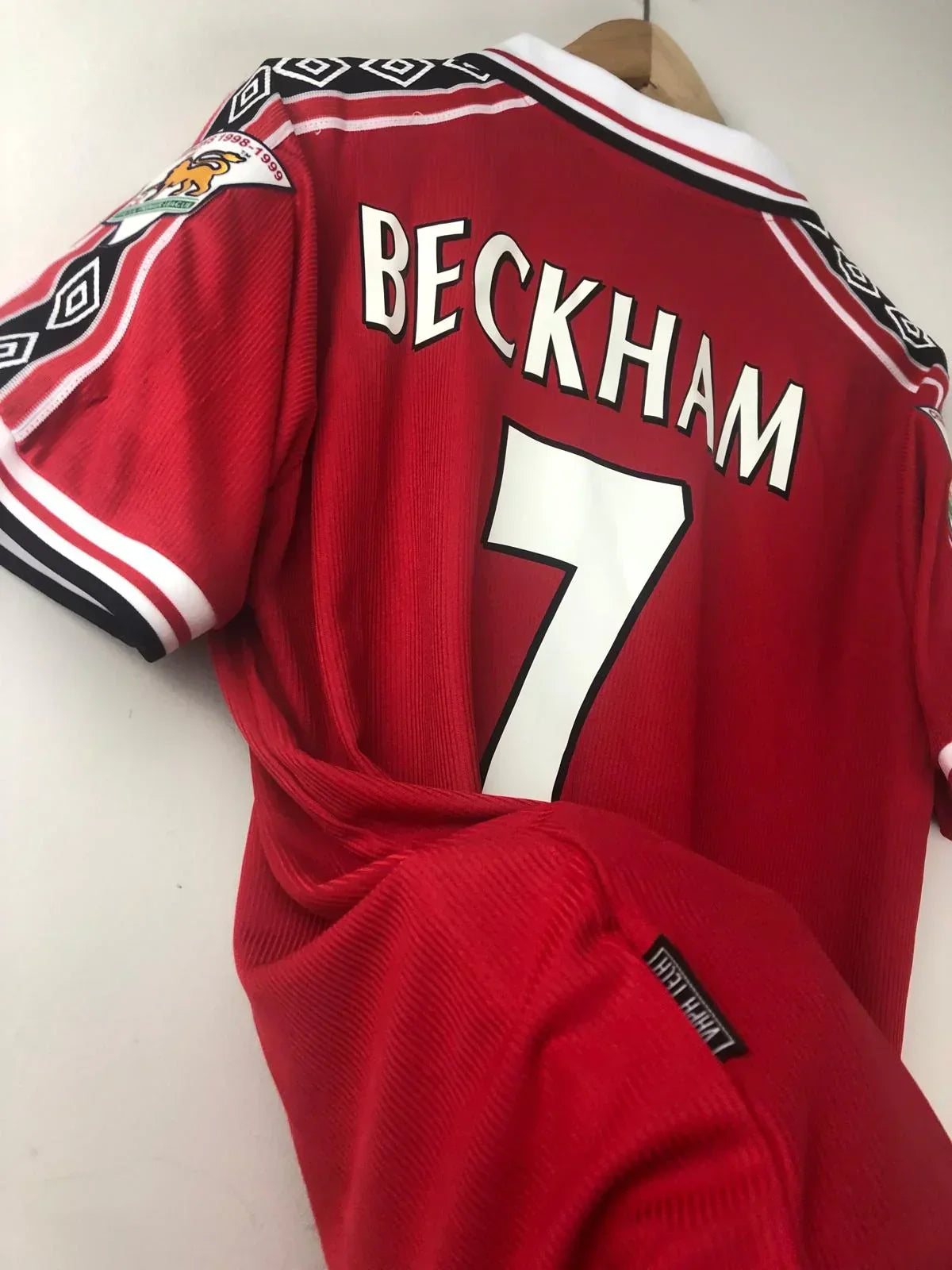Camiseta Retro Beckham Manchester United FC 1998-99 - Fútbol Club Vintage