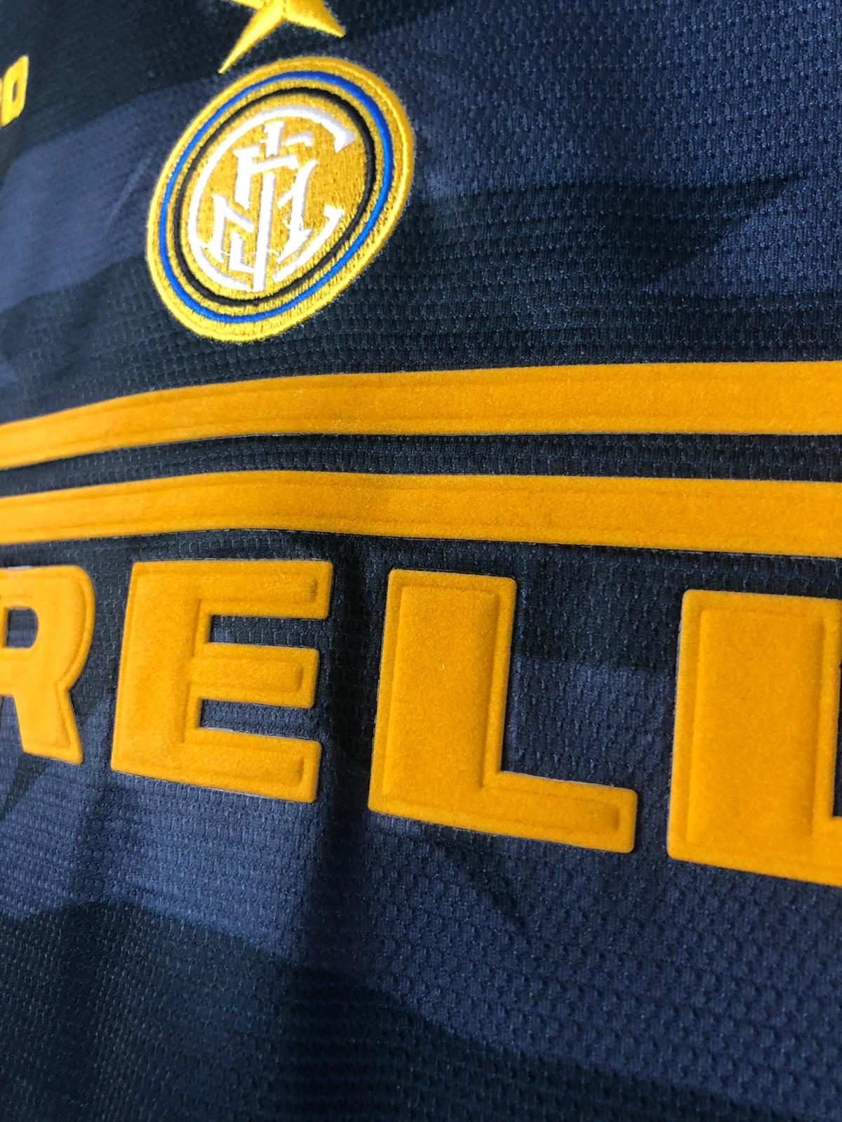 Camiseta Retro Ronaldo Inter Milán Visitante 1997-98