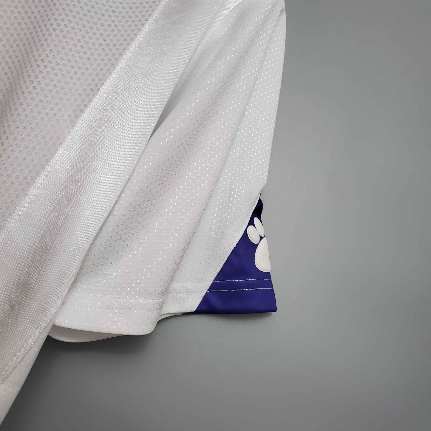 Camiseta Retro Real Madrid 1997-98 - Fútbol Club Vintage