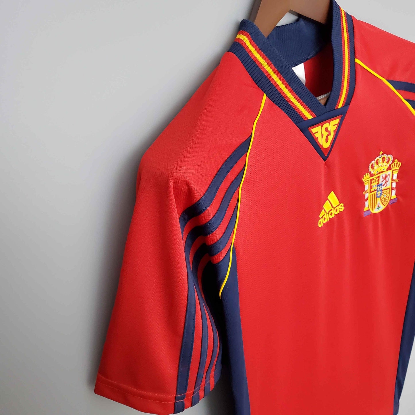 Camiseta Retro España 1998-00 - Fútbol Club Vintage