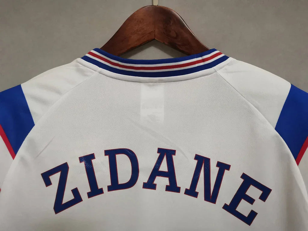 Zidane Francia Visitante 1996 - Fútbol Club Vintage