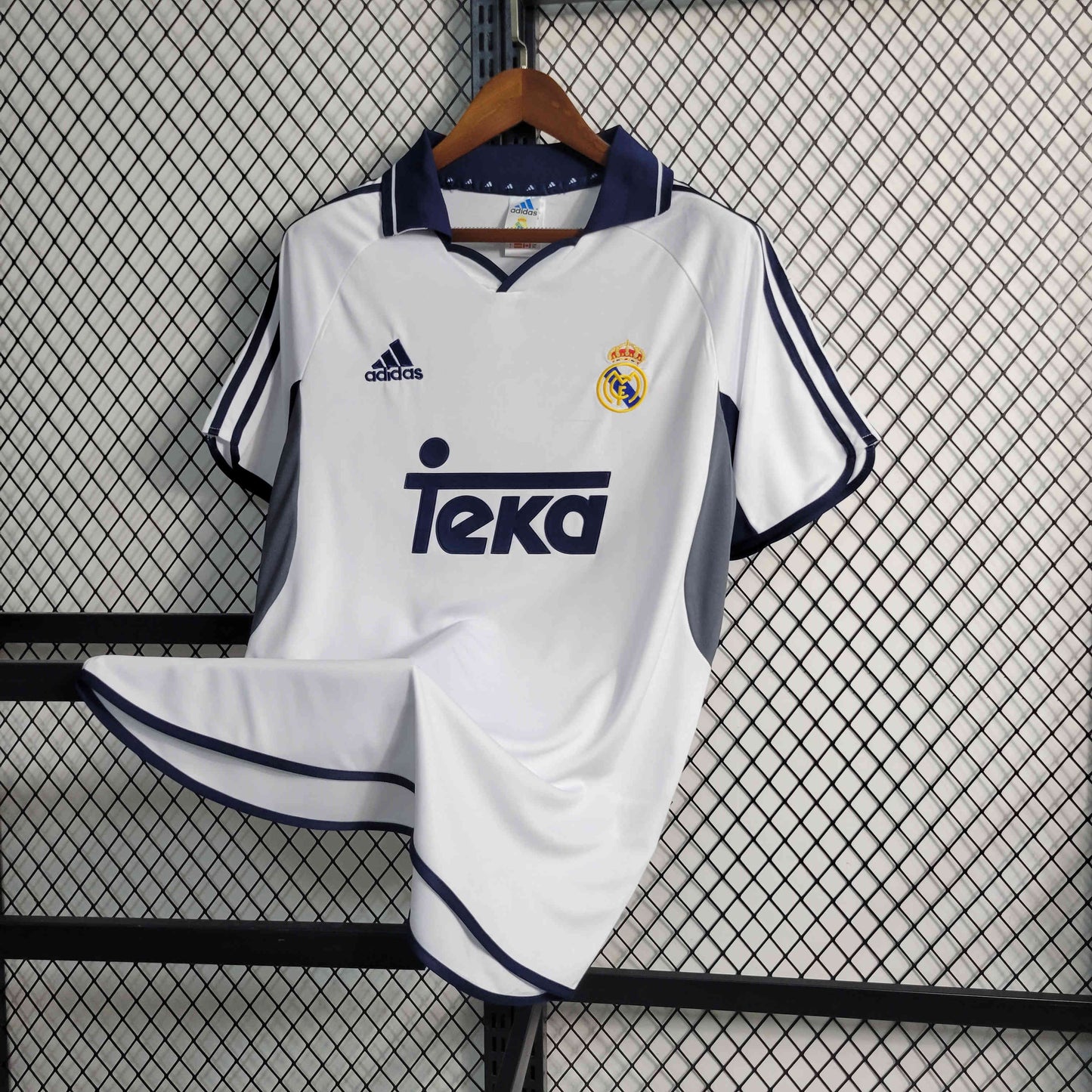 Camiseta Retro Real Madrid 2000