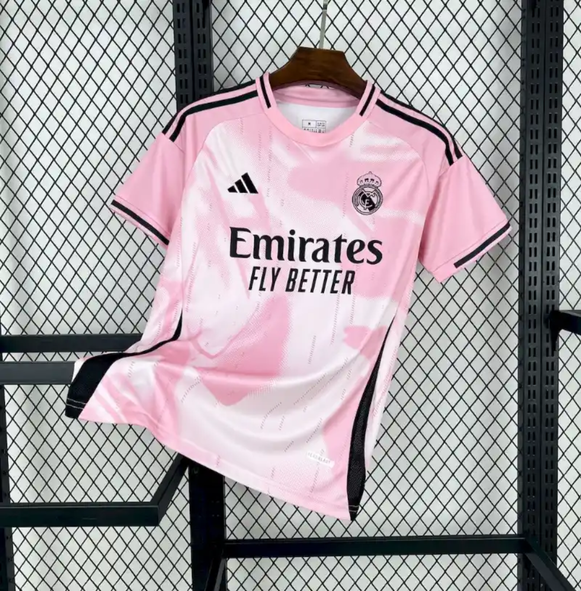 Real Madrid Special Pink Edition 2024-25 – Fútbol Club Vintage, image size:1179x1200