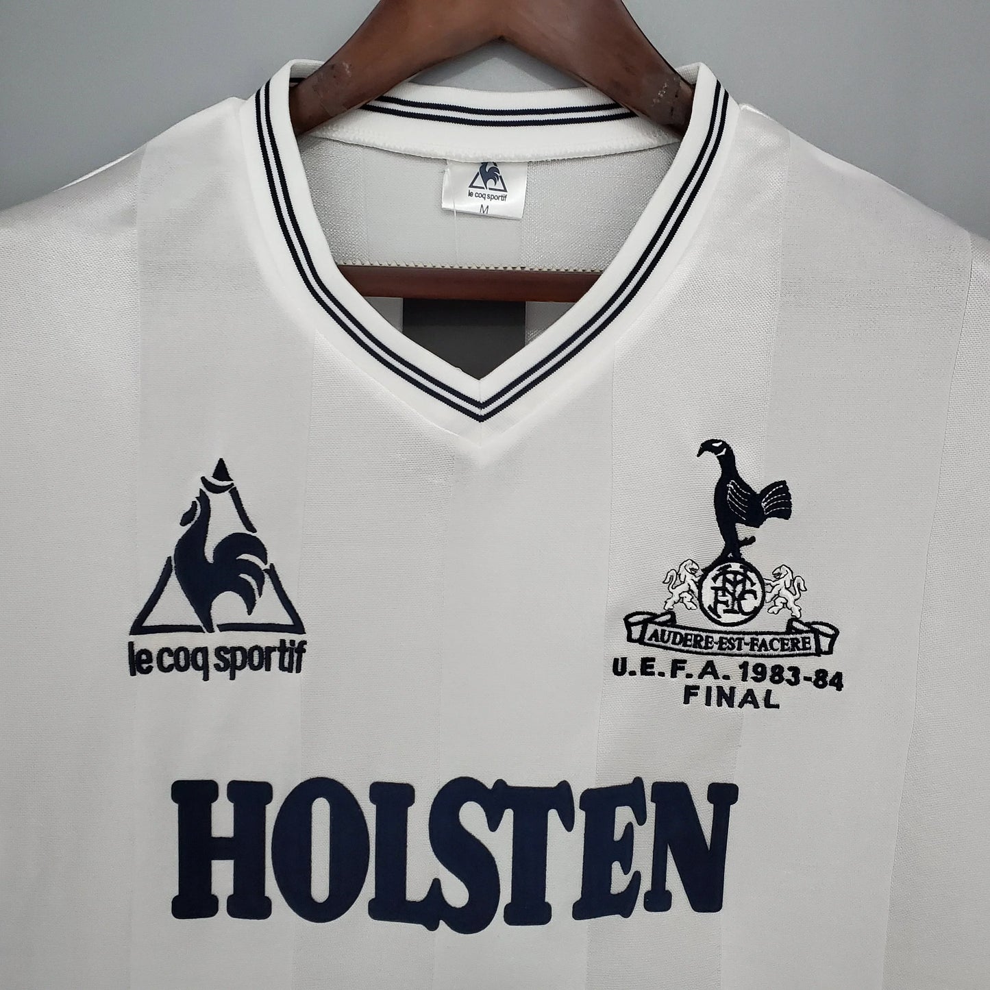 Camiseta Retro Tottenham 1983-84 - Fútbol Club Vintage