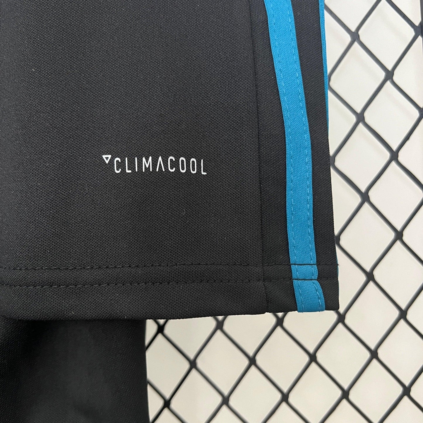 Retro Real Madrid Visitante Niños 2017-18 - Fútbol Club Vintage