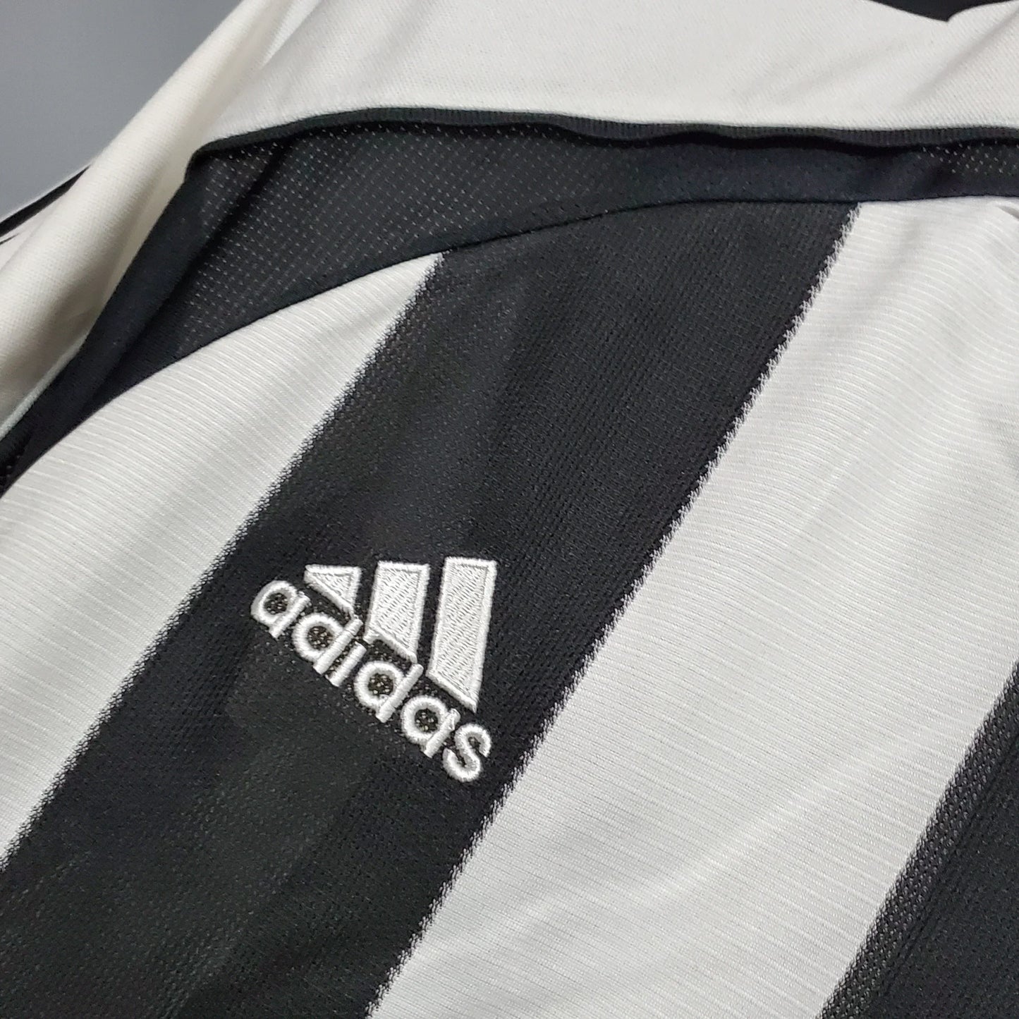 Camiseta Retro Newcastle United 2005-06 - Fútbol Club Vintage
