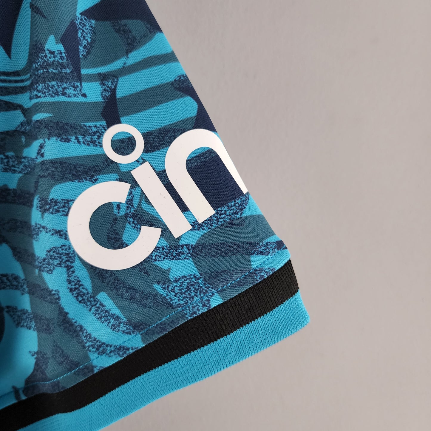 Tottenham Away Retro Shirt (3rd) 2022-23