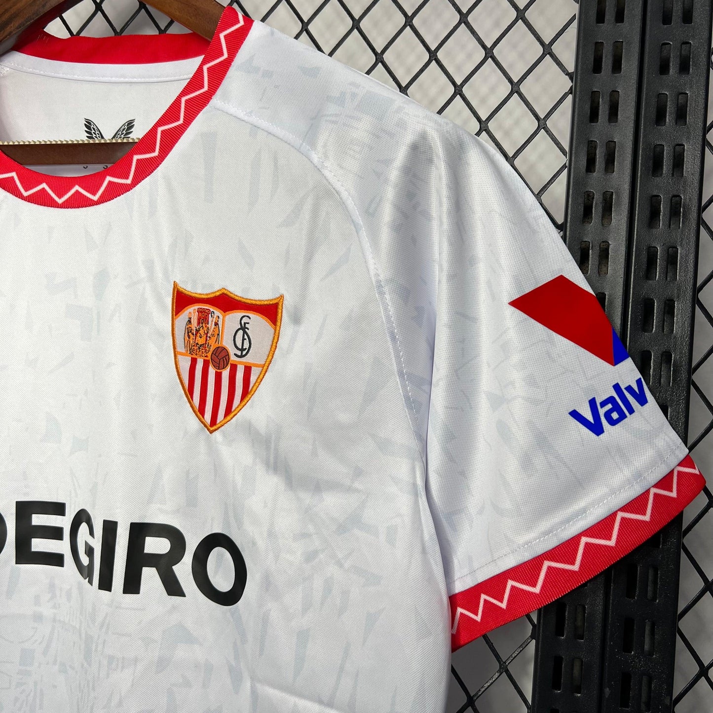 Camsieta Sevilla FC (DEGIRO) 2024-25 - Fútbol Club Vintage