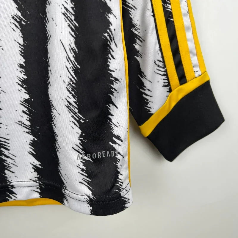 Camiseta Retro Juventus de Turín Manga Larga 2023-24 - Fútbol Club Vintage