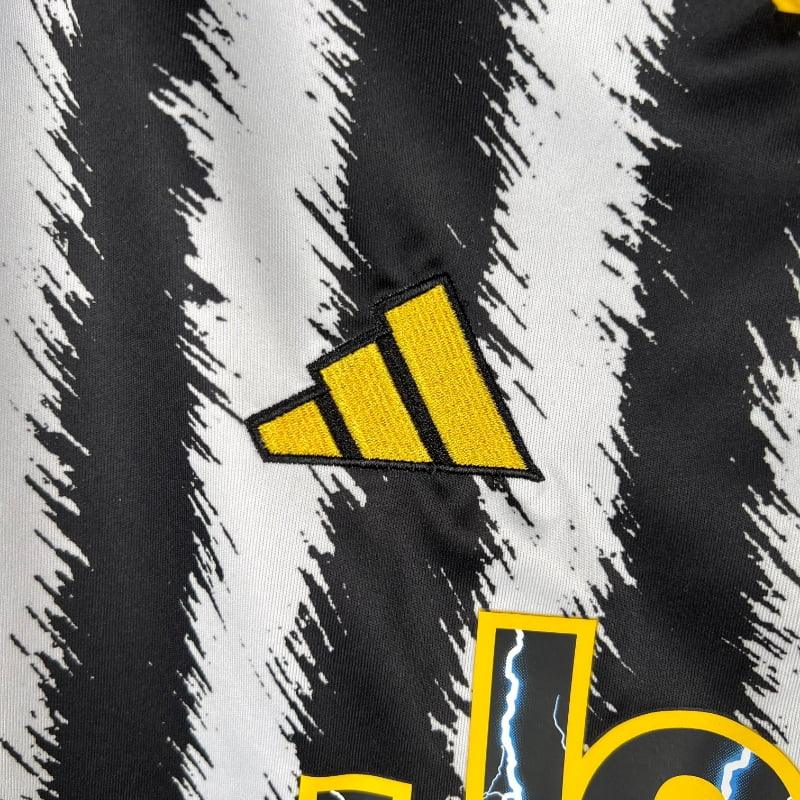 Camiseta Retro Juventus de Turín Manga Larga 2023-24 - Fútbol Club Vintage