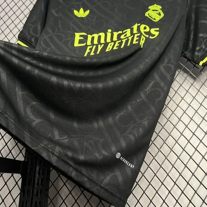 Camiseta Real Madrid Edición Especial Negra y Dorada 2024-25 - Fútbol Club Vintage
