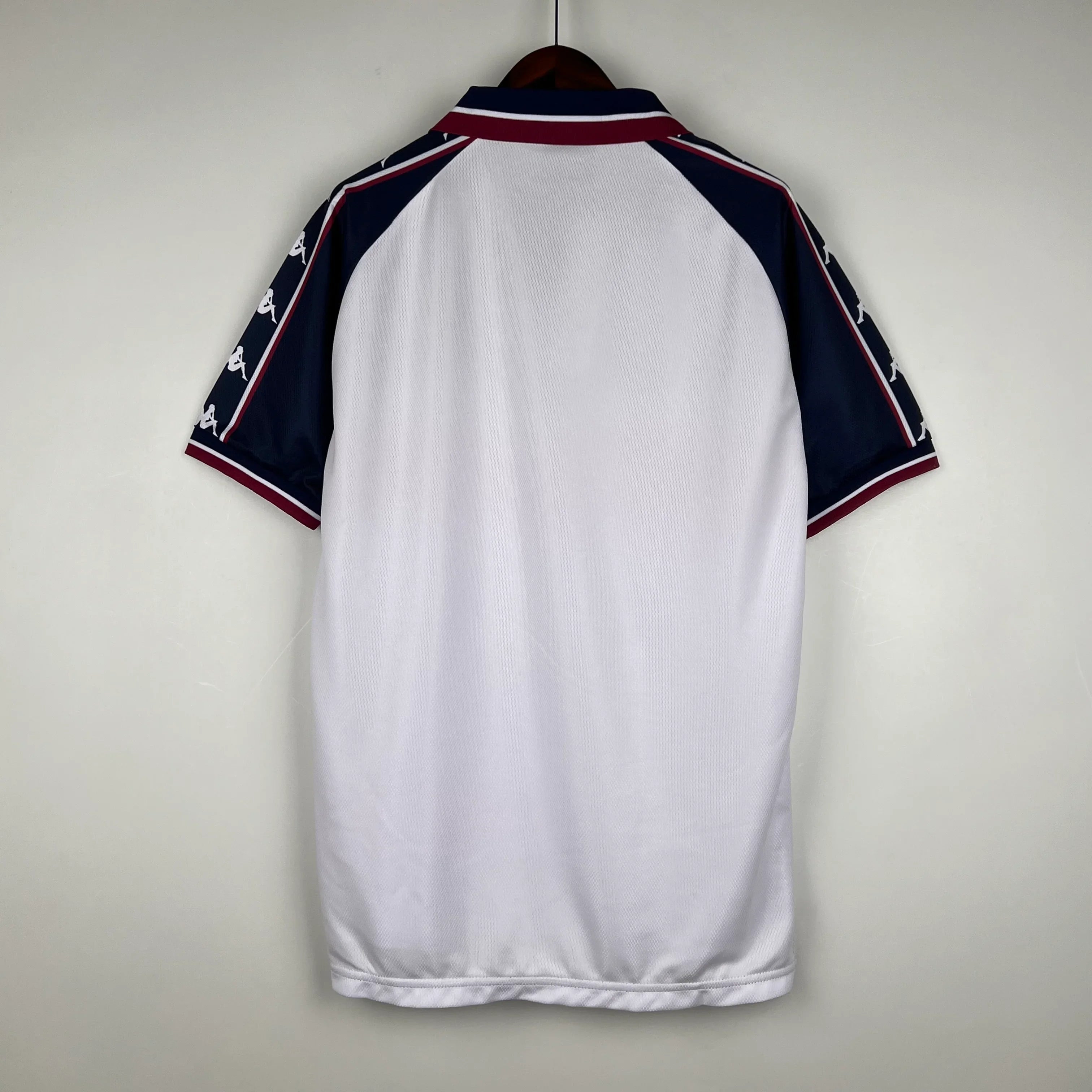 Manchester City FC Away Retro Shirt 1997-98 – Fútbol Club Vintage