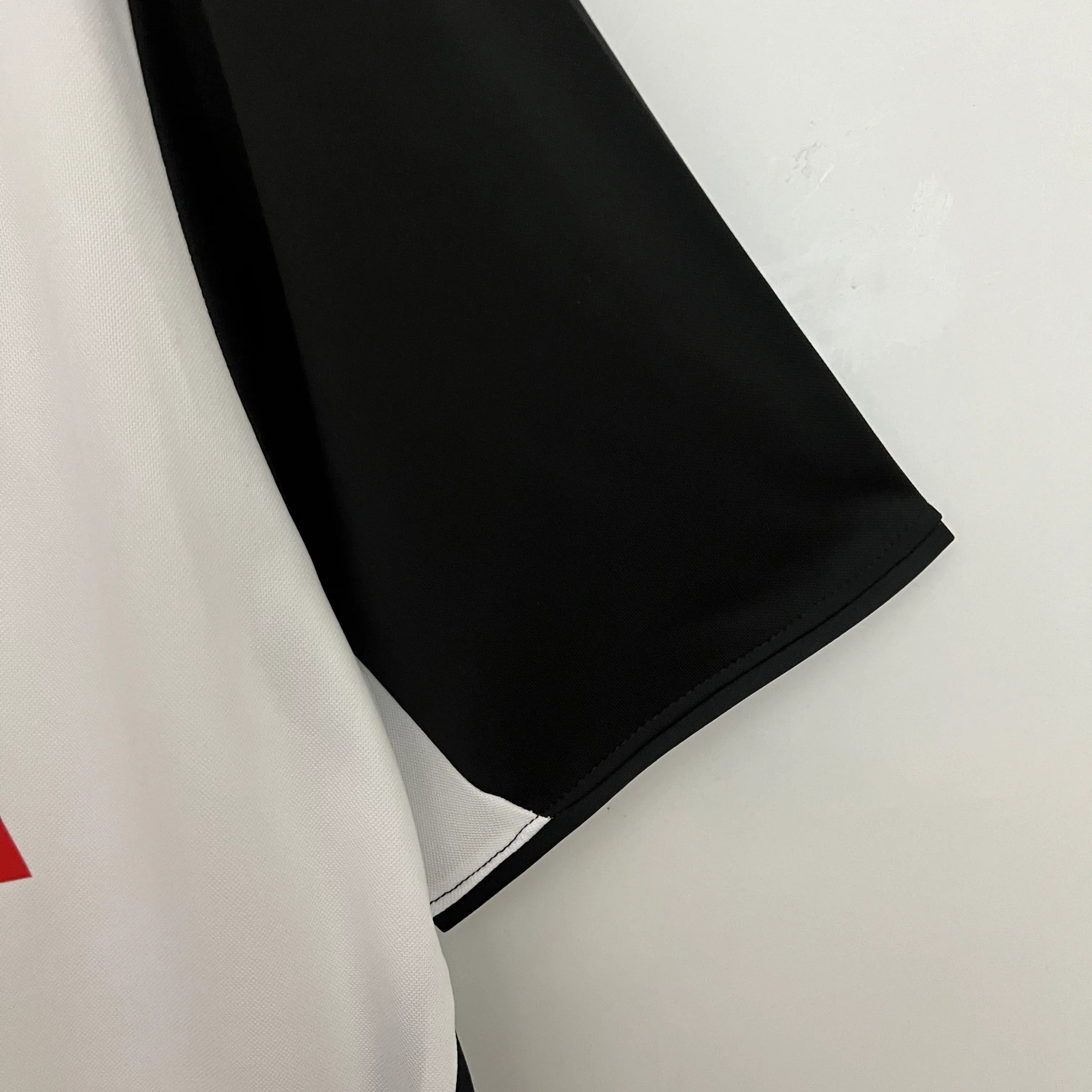 Valencia 2003-04 UEFA Cup Final Retro Shirt – Fútbol Club Vintage