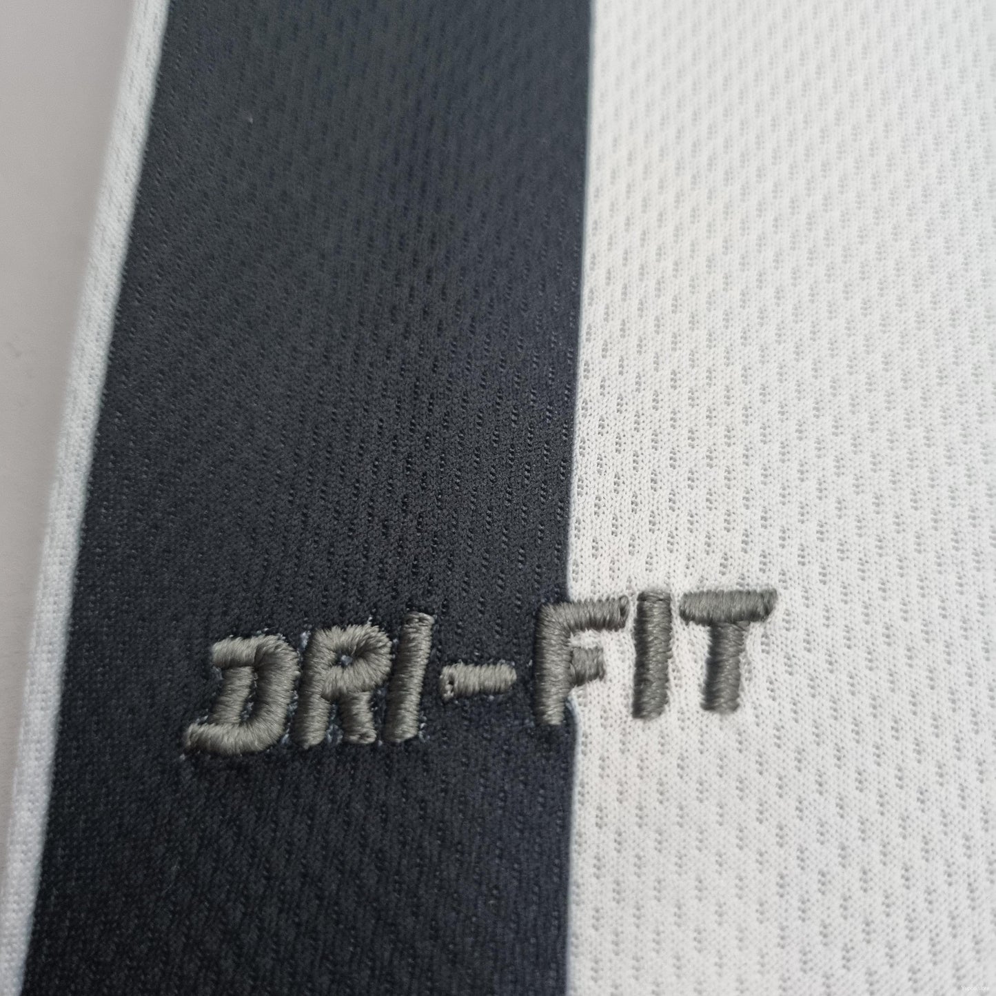 Camiseta Retro Santos Visitante 2013