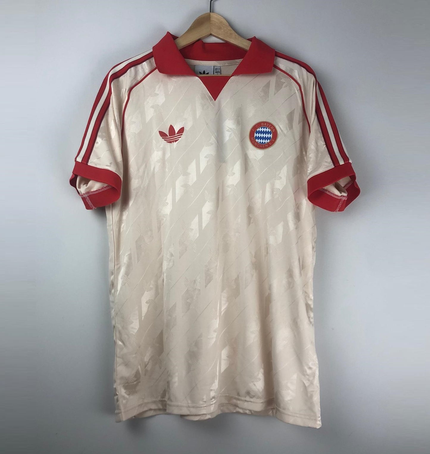 Retro Beckenbauer Special Edition FC Bayern Munich 2024-25 Jersey