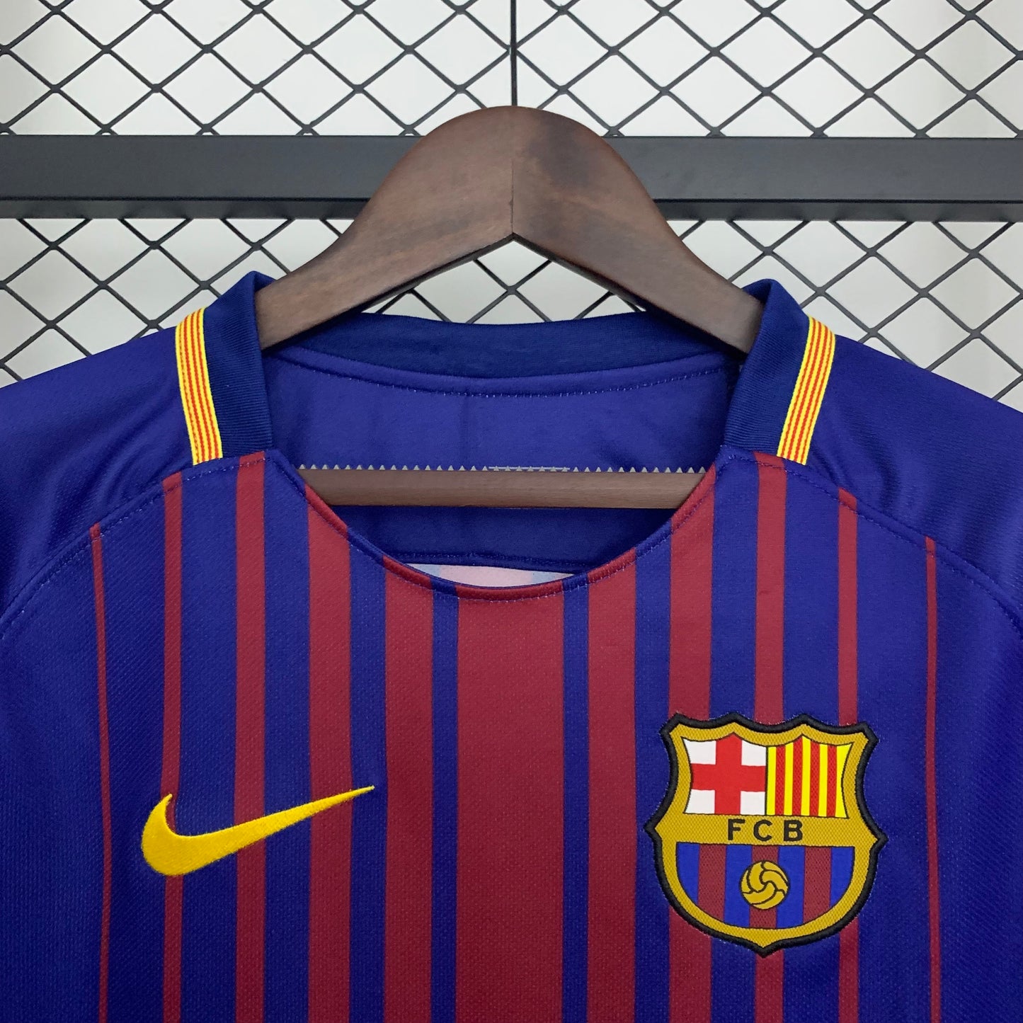 Camiseta Retro FC Barcelona Manga Larga 2017-18