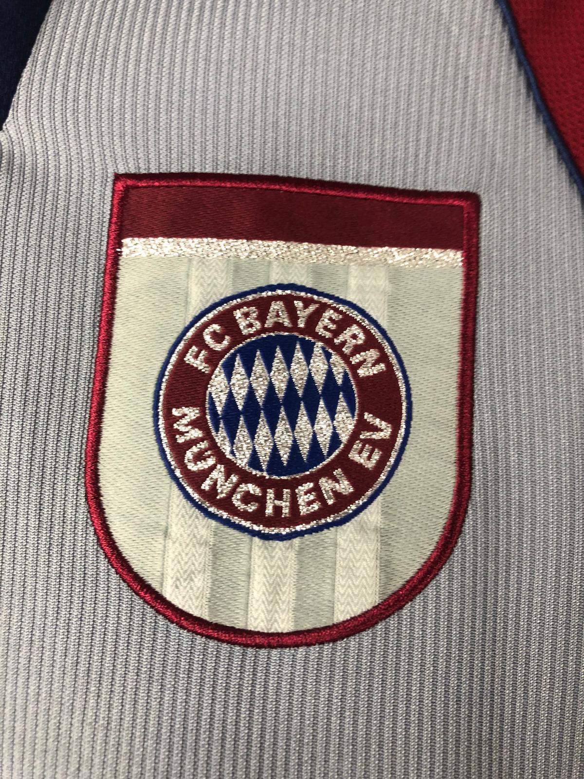 Retro Matthaüs FC Bayern Munich Away Jersey 1998-99