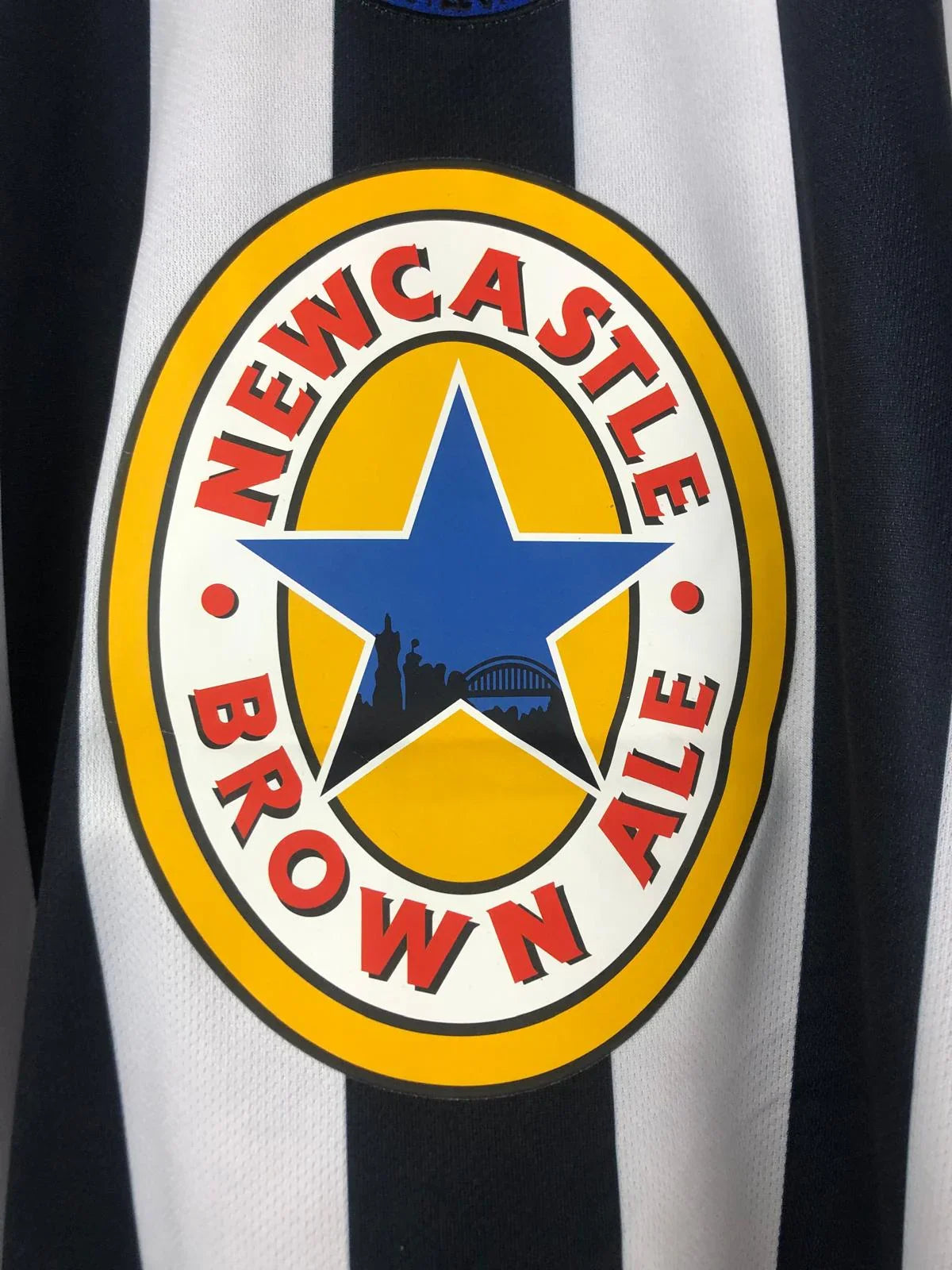 Camiseta Conceptual Newcastle United 1998-99 Shearer Campeón
