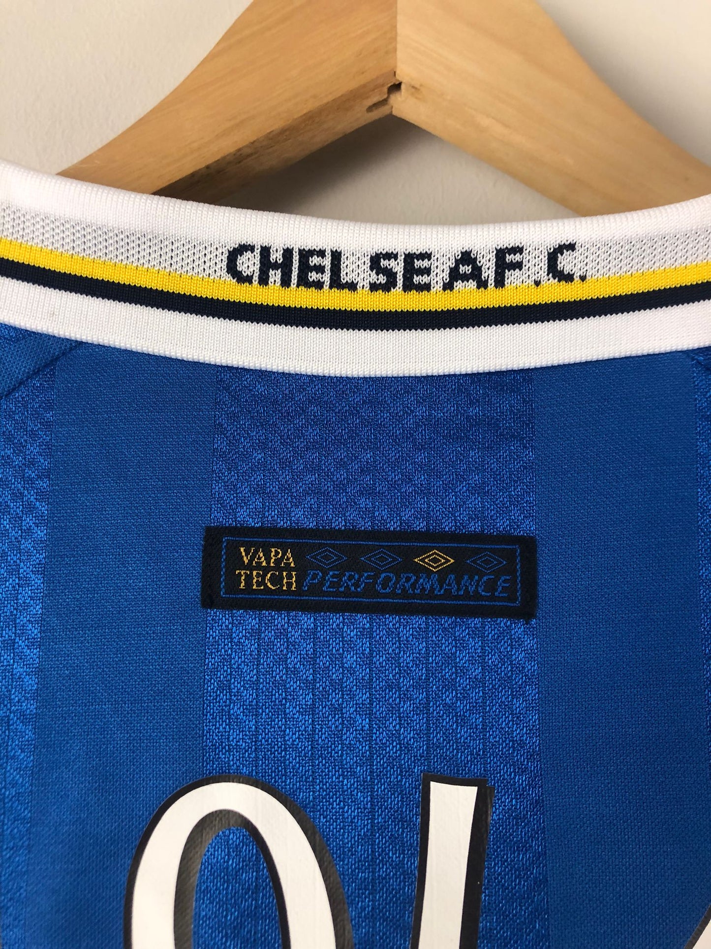 Classic Zola Chelsea FC Jersey 1997-99