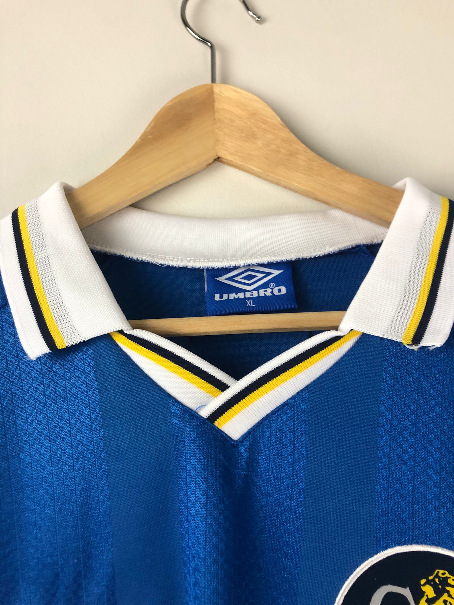 Retro Chelsea 1998-99 Gianfranco Zola Shirt – Umbro Premier