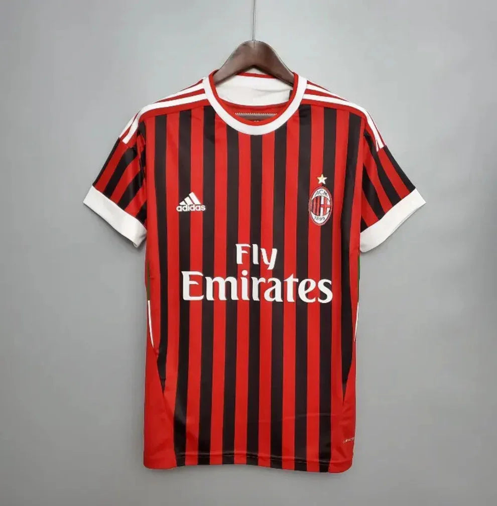 Camiseta Retro AC Milán 2010-11 - Fútbol Club Vintage