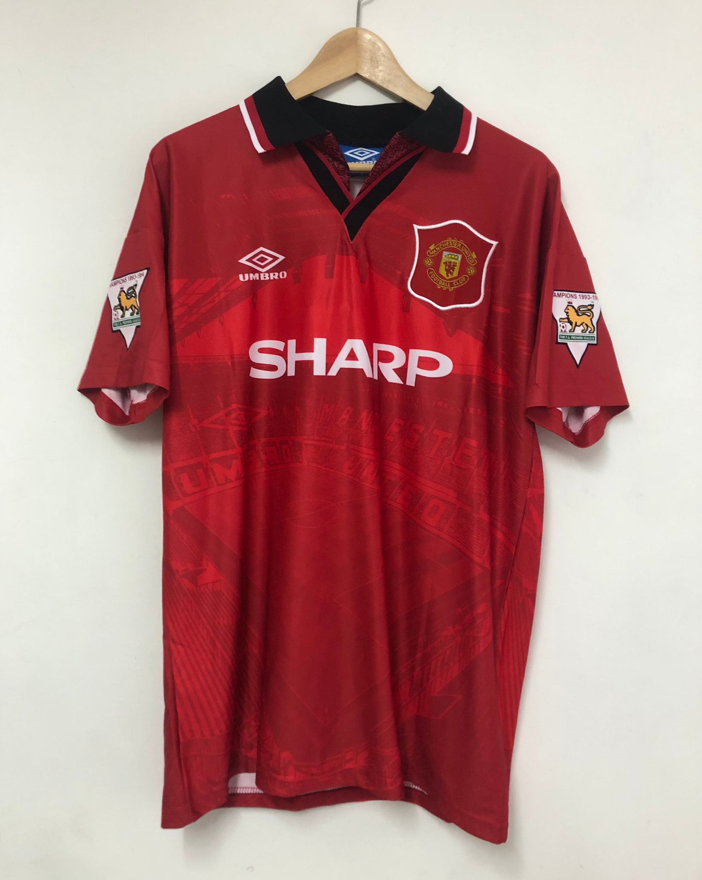 Retro Keane Manchester United FC Shirt 1994-96