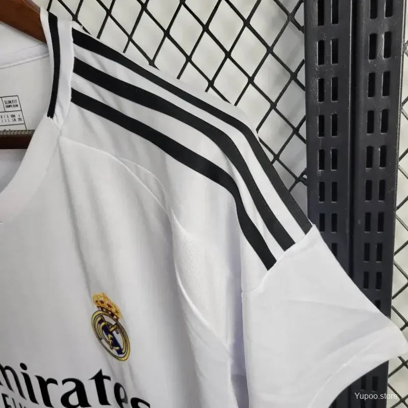 Maillot rétro extérieur du Real Madrid 1994-95