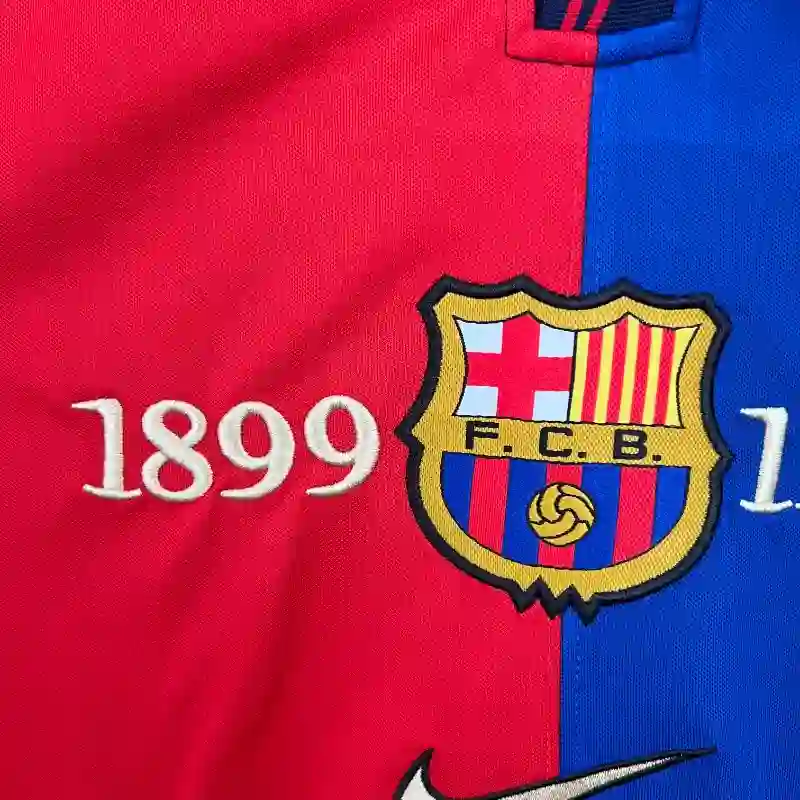 FC Barcelona 1999-00 Retro Long Sleeve Shirt