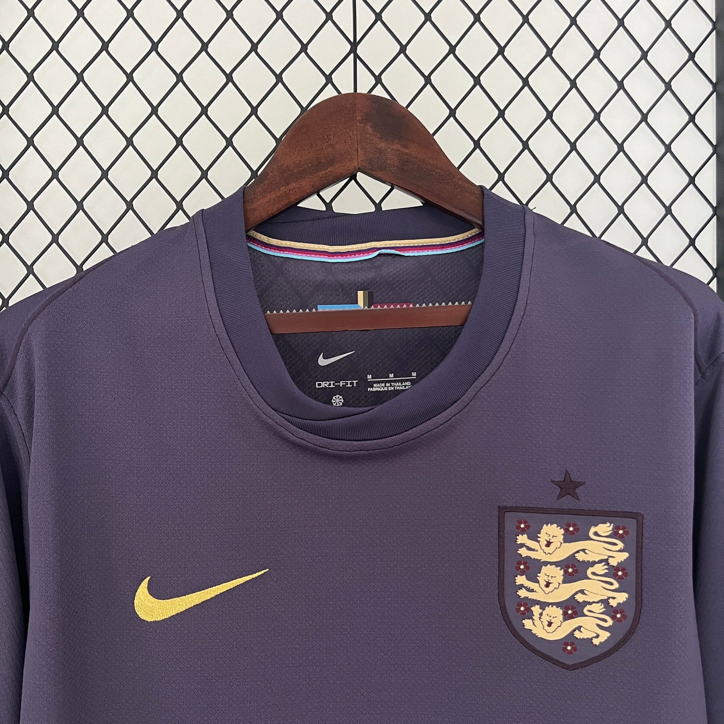 Inglaterra Retro Visitante 2024-25