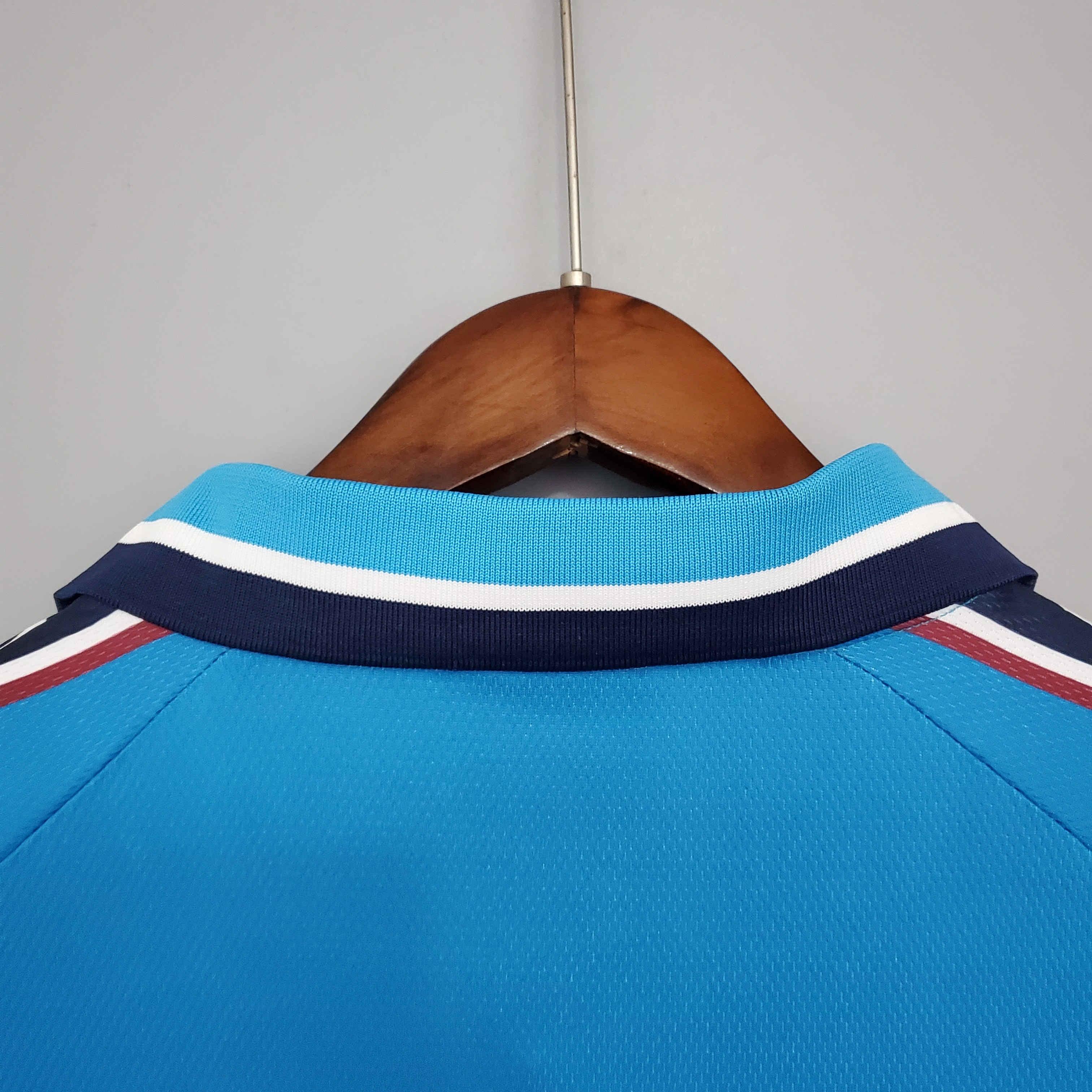 Camiseta Retro Manchester City FC 1997-98 – Fútbol Club Vintage