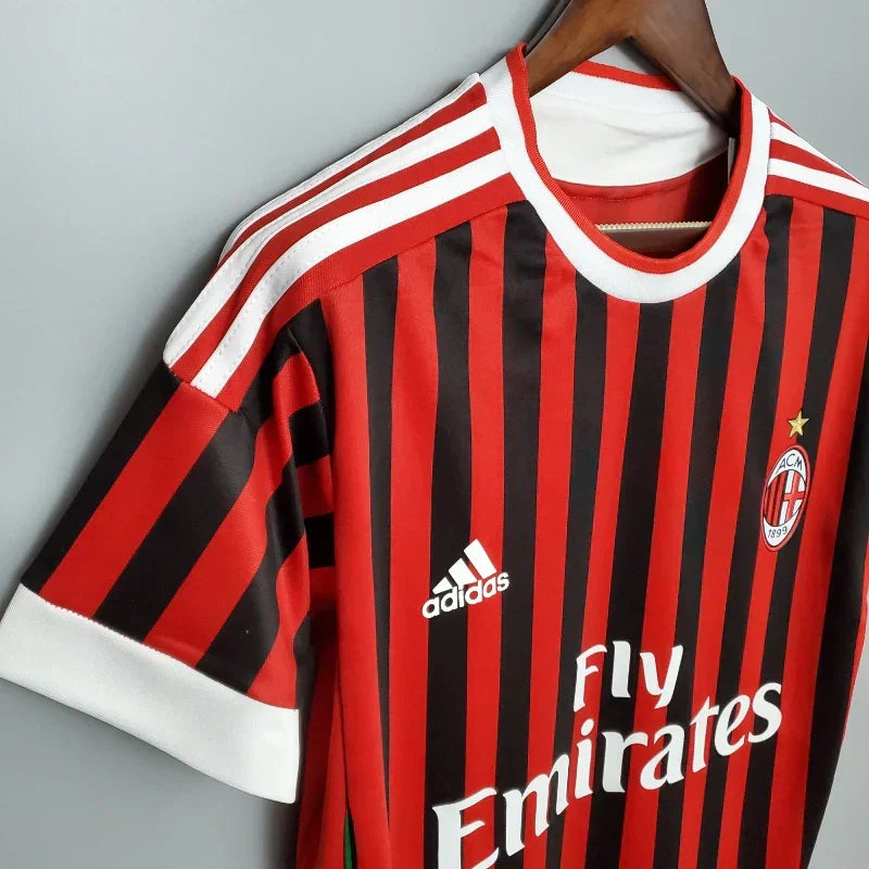 Camiseta Retro AC Milán 2010-11 - Fútbol Club Vintage