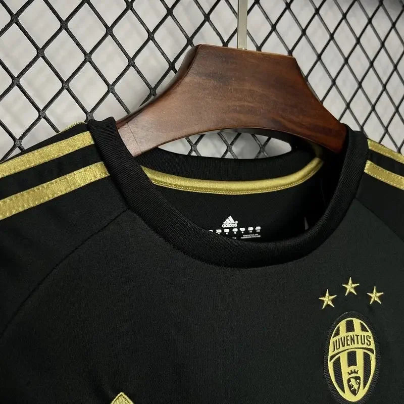 Camiseta Retro Juventus de Turín Visitante (3ª) 2015-16 - Fútbol Club Vintage