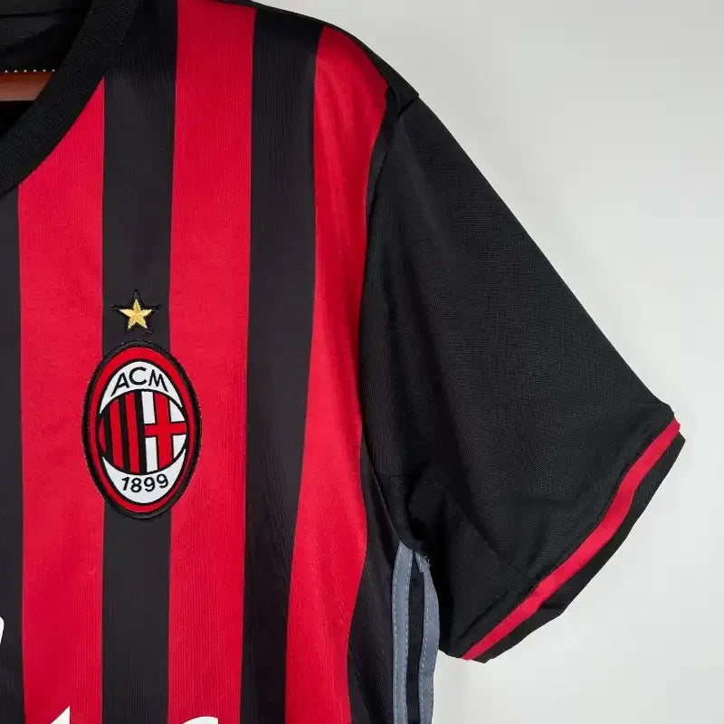 Camiseta Retro AC Milán 2016-17 - Fútbol Club Vintage