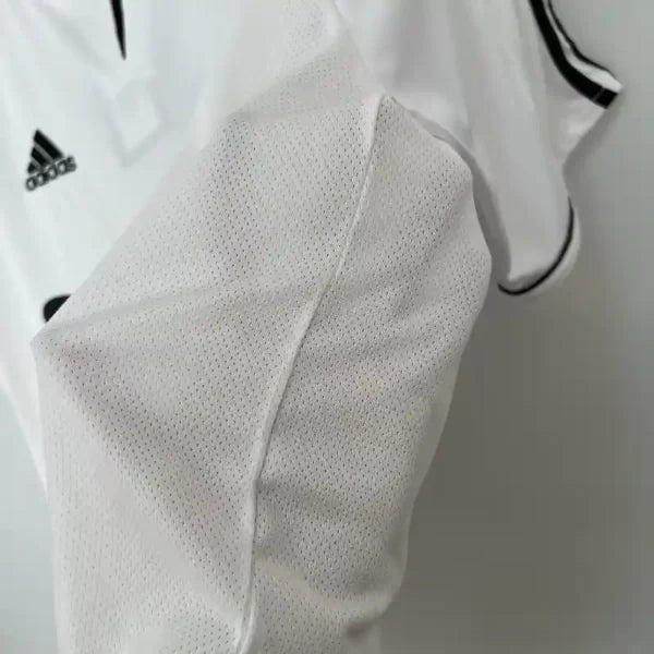 Camiseta Retro Real Madrid 2003-04 – Presentación Beckham
