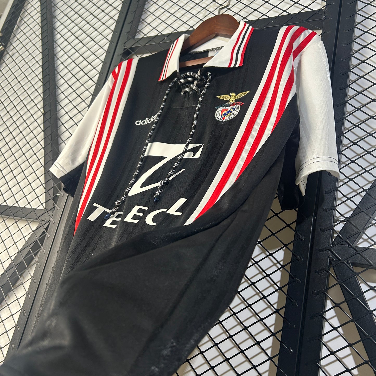Retro SL Benfica Away Jersey Black 1997-98