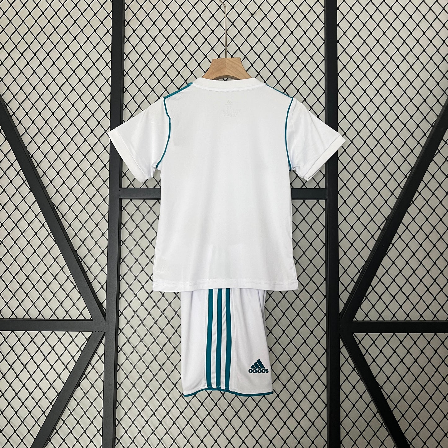 Retro Real Madrid Kids 2017-18