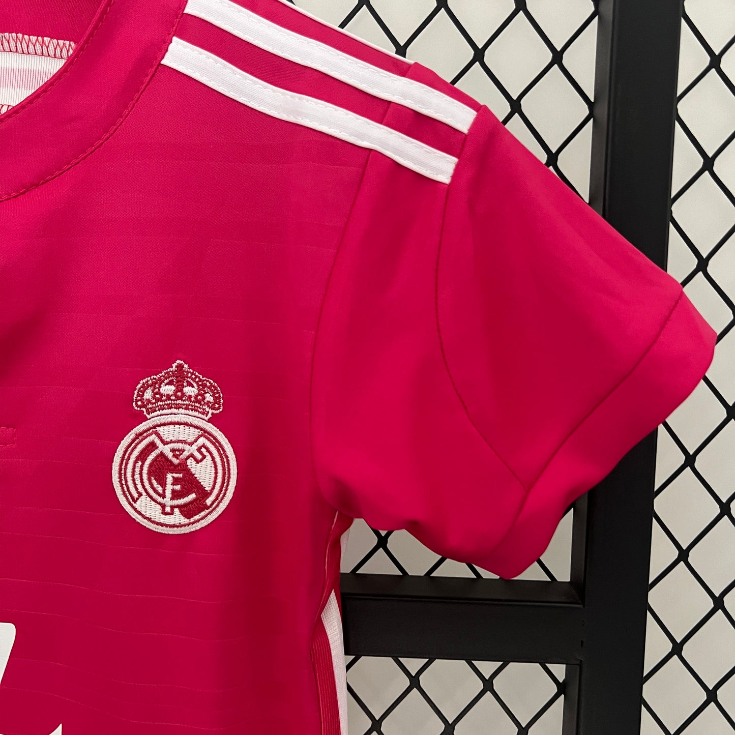 Maillot rétro Real Madrid enfant extérieur 2014-15