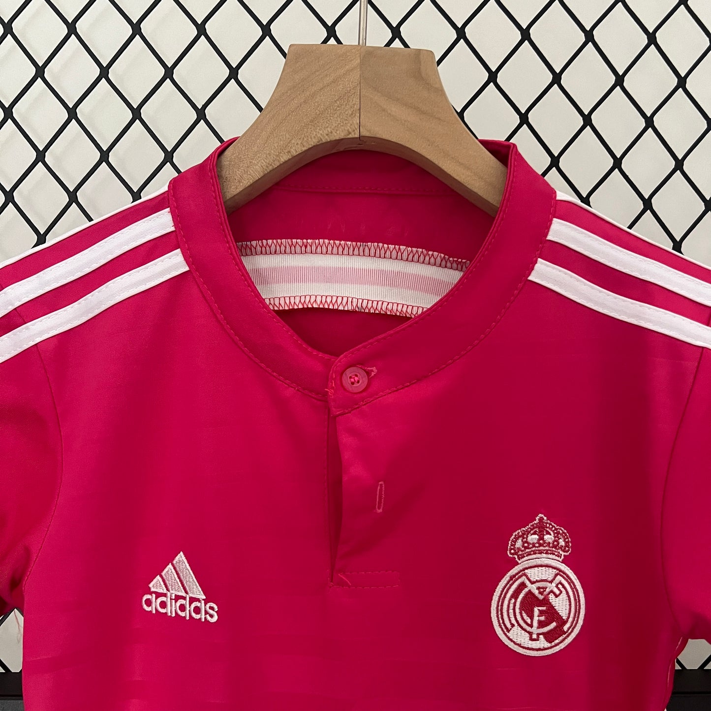 Maillot rétro Real Madrid enfant extérieur 2014-15