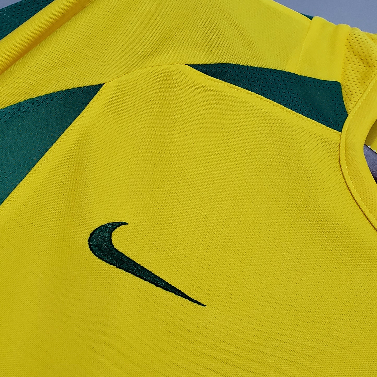 Camiseta Retro Brasil 2002
