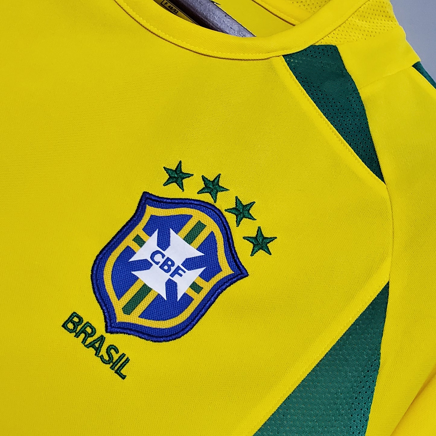 Camiseta Retro Brasil 2002
