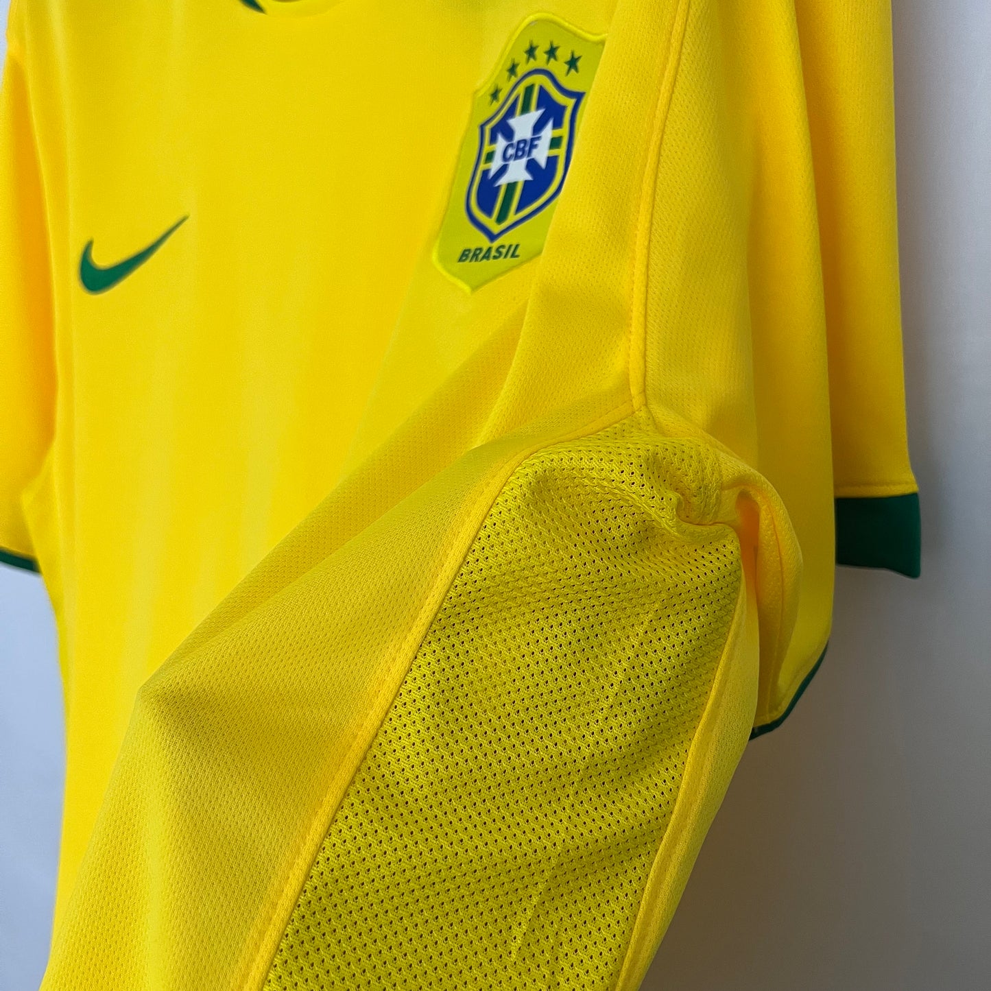 Camiseta Retro Brasil 2006