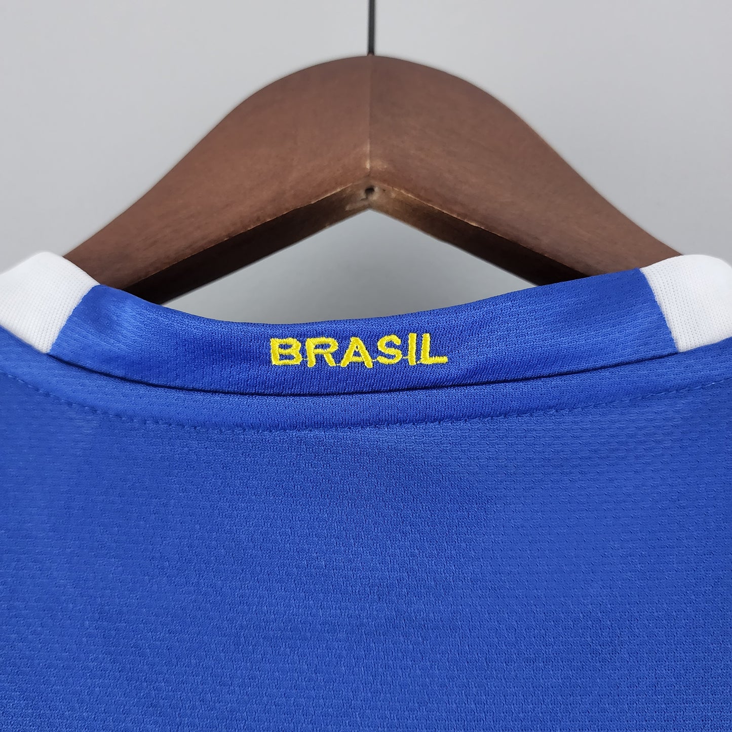 Camiseta Retro Brasil Visitante 2006