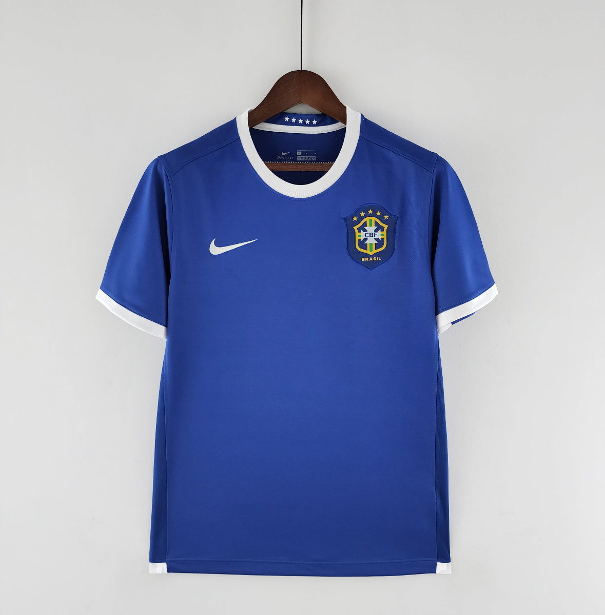 Camiseta Retro Brasil Visitante 2006