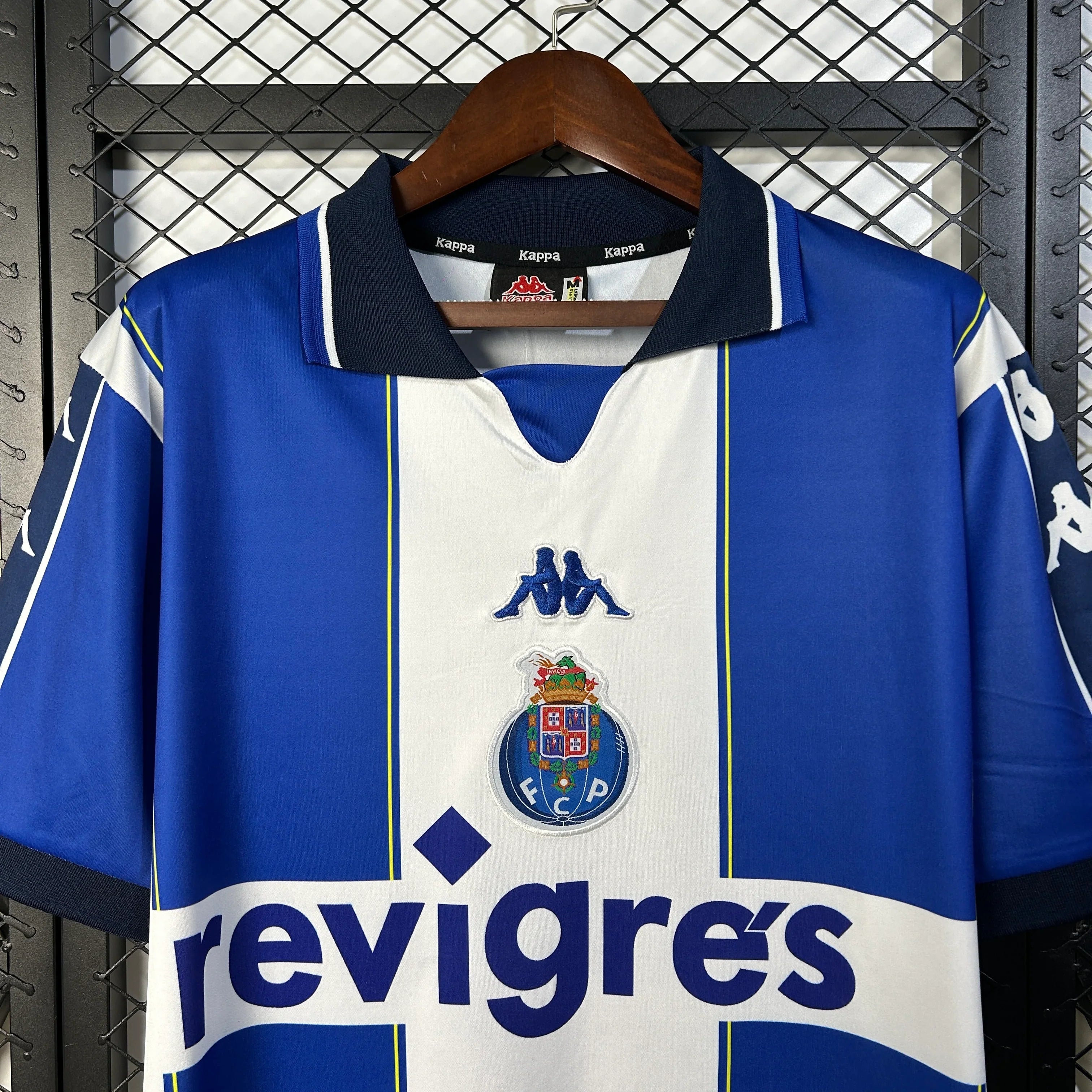 Porto FC 1999-00 Retro Shirt – Classic Blue and White Stripes
