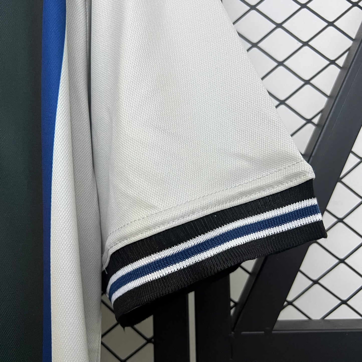 Real Sociedad Away Retro Shirt 2000-02