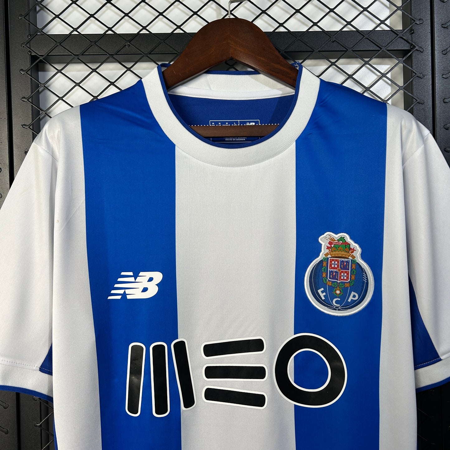 FC Porto Retro Shirt 2017-18